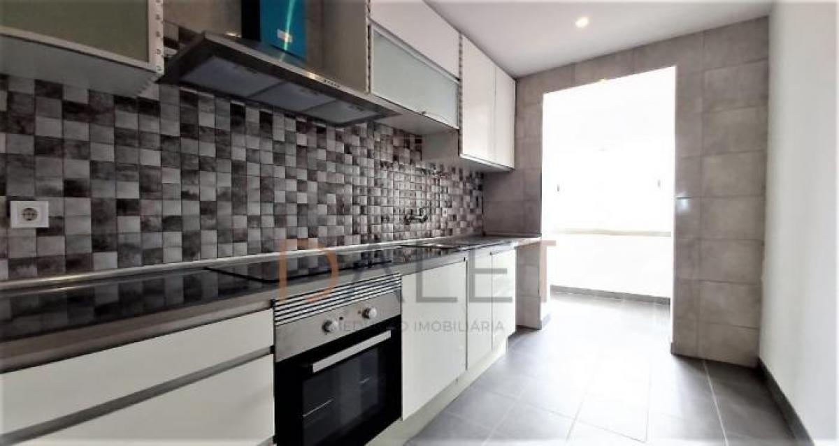 Picture of Apartment For Sale in Seixal, Madeira, Portugal