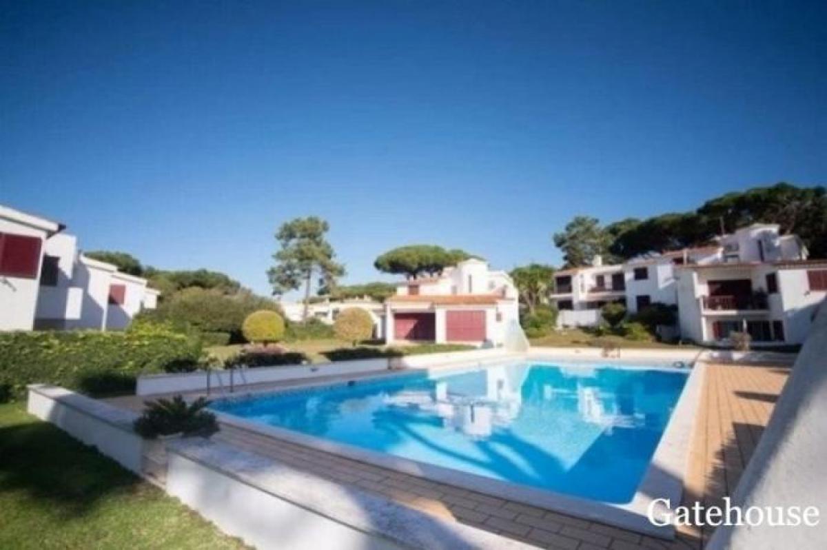 Picture of Apartment For Sale in Vilamoura, Algarve, Portugal