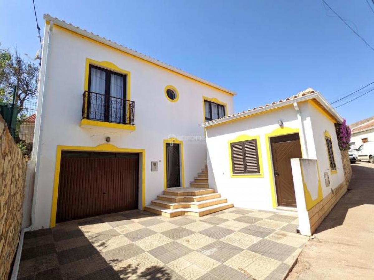Picture of Villa For Rent in Vila Do Bispo, Algarve, Portugal