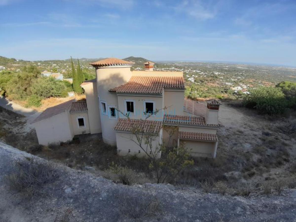 Picture of Home For Sale in Faro, Algarve, Portugal