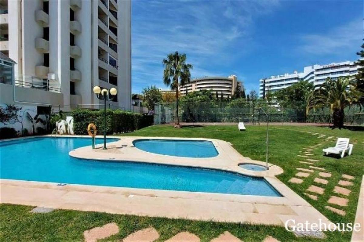Picture of Apartment For Sale in Vilamoura, Algarve, Portugal