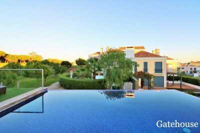 Apartment For Sale in