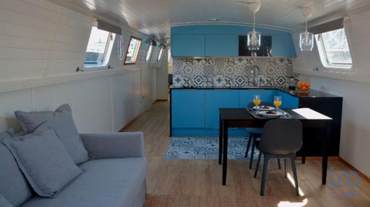 Picture of Home For Sale in Lisboa, Lisboa, Portugal