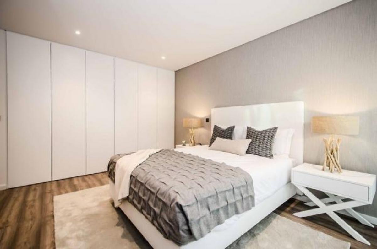 Picture of Apartment For Sale in Loule, Faro, Portugal