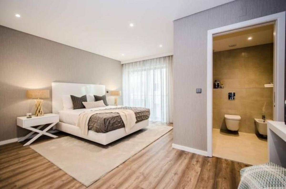 Picture of Apartment For Sale in Loule, Faro, Portugal