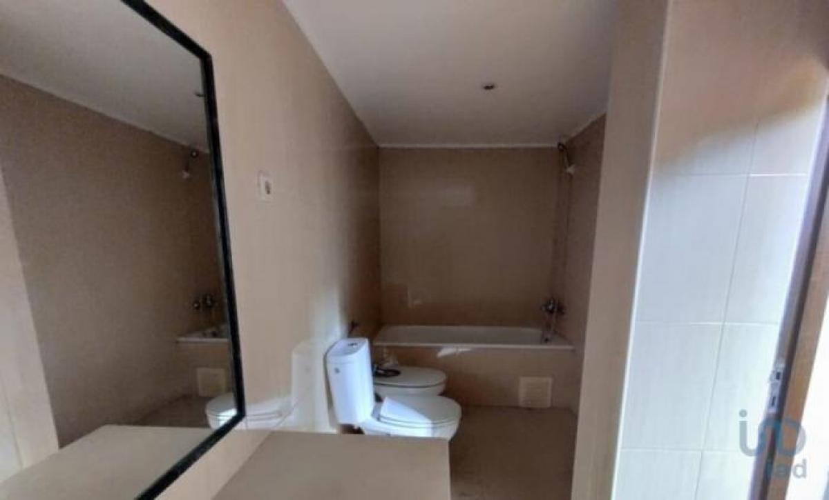 Picture of Home For Sale in Lisboa, Lisboa, Portugal