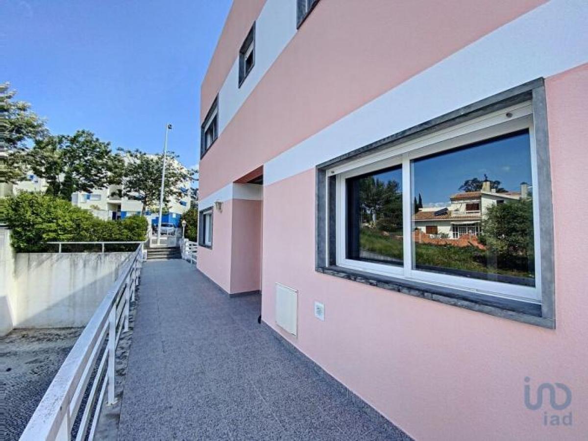 Picture of Home For Sale in Cascais, Estremadura, Portugal