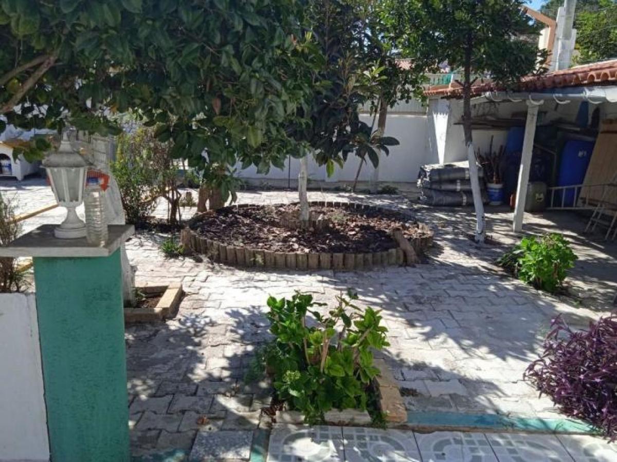 Picture of Residential Land For Sale in Seixal, Madeira, Portugal