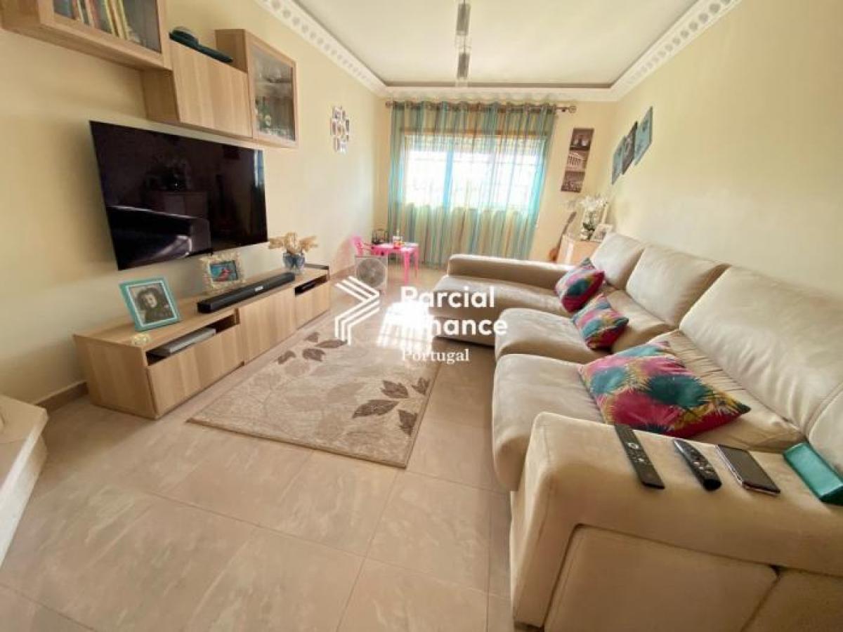 Picture of Apartment For Sale in Palmela, Sterea Ellas-Évvoia, Portugal