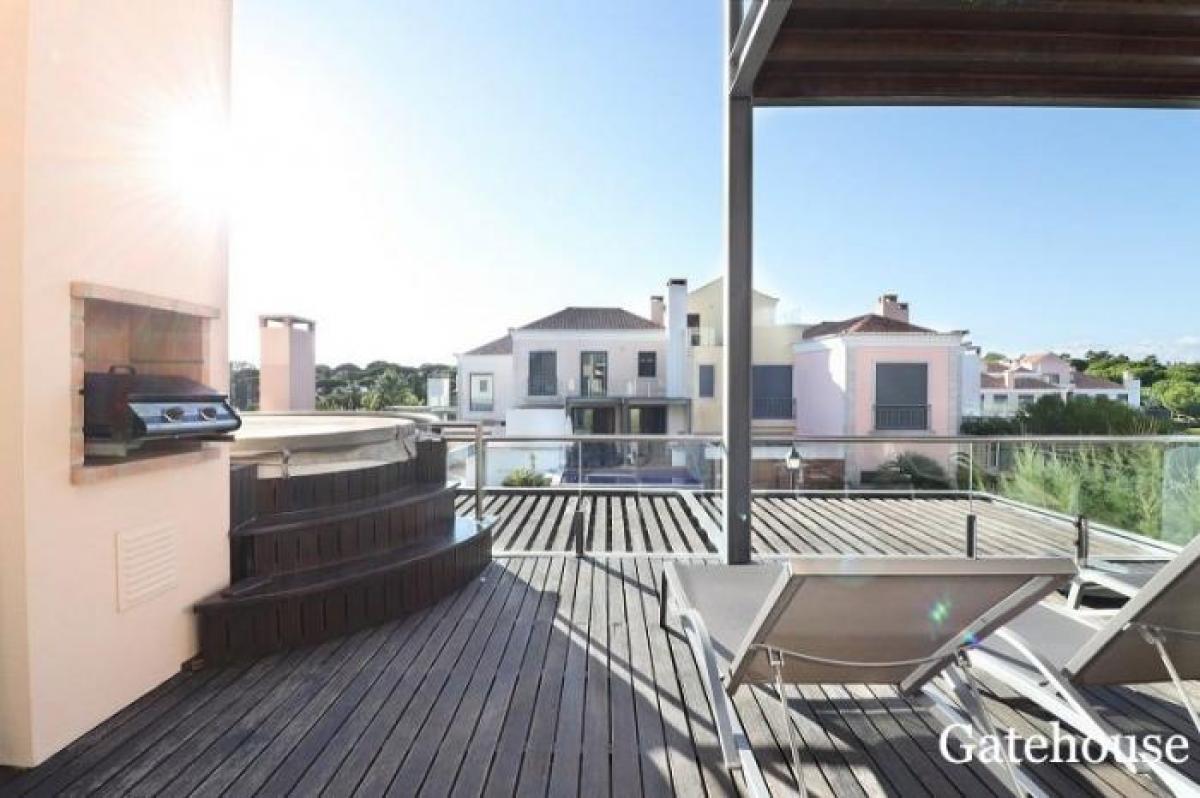 Picture of Apartment For Sale in Vale Do Lobo, Algarve, Portugal