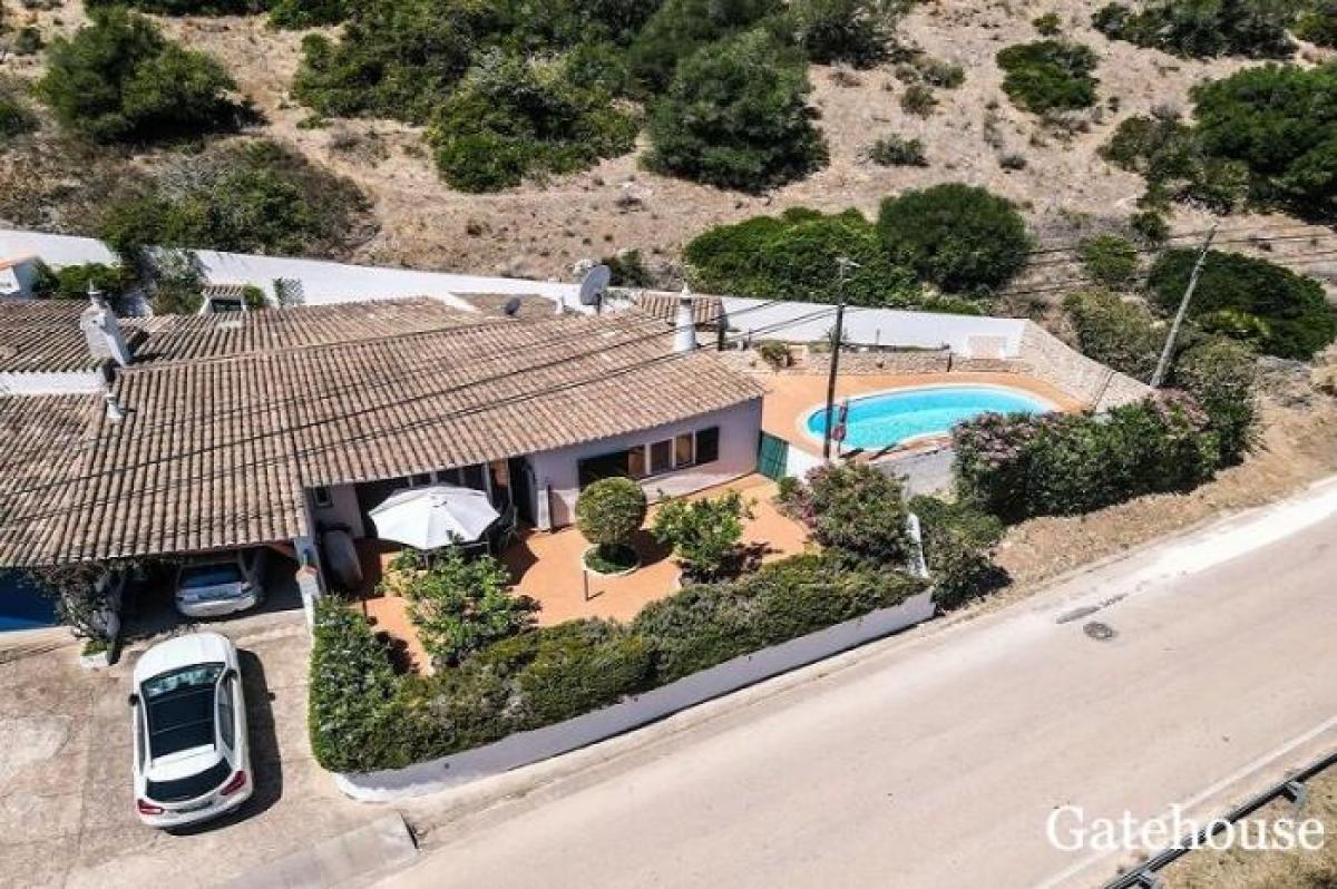 Picture of Villa For Sale in Burgau, Algarve, Portugal