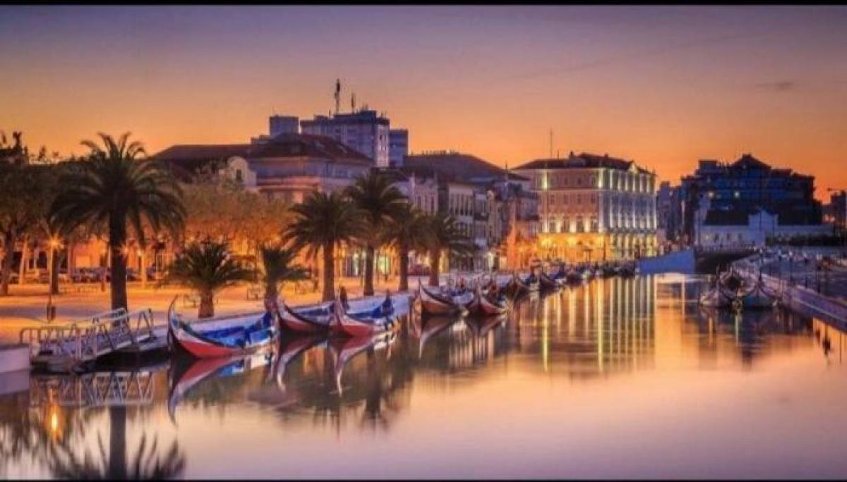 Picture of Apartment For Sale in Aveiro, Beira, Portugal