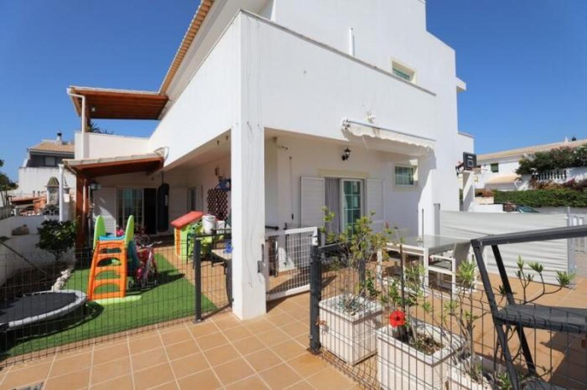 Picture of Villa For Sale in Luz, Algarve, Portugal