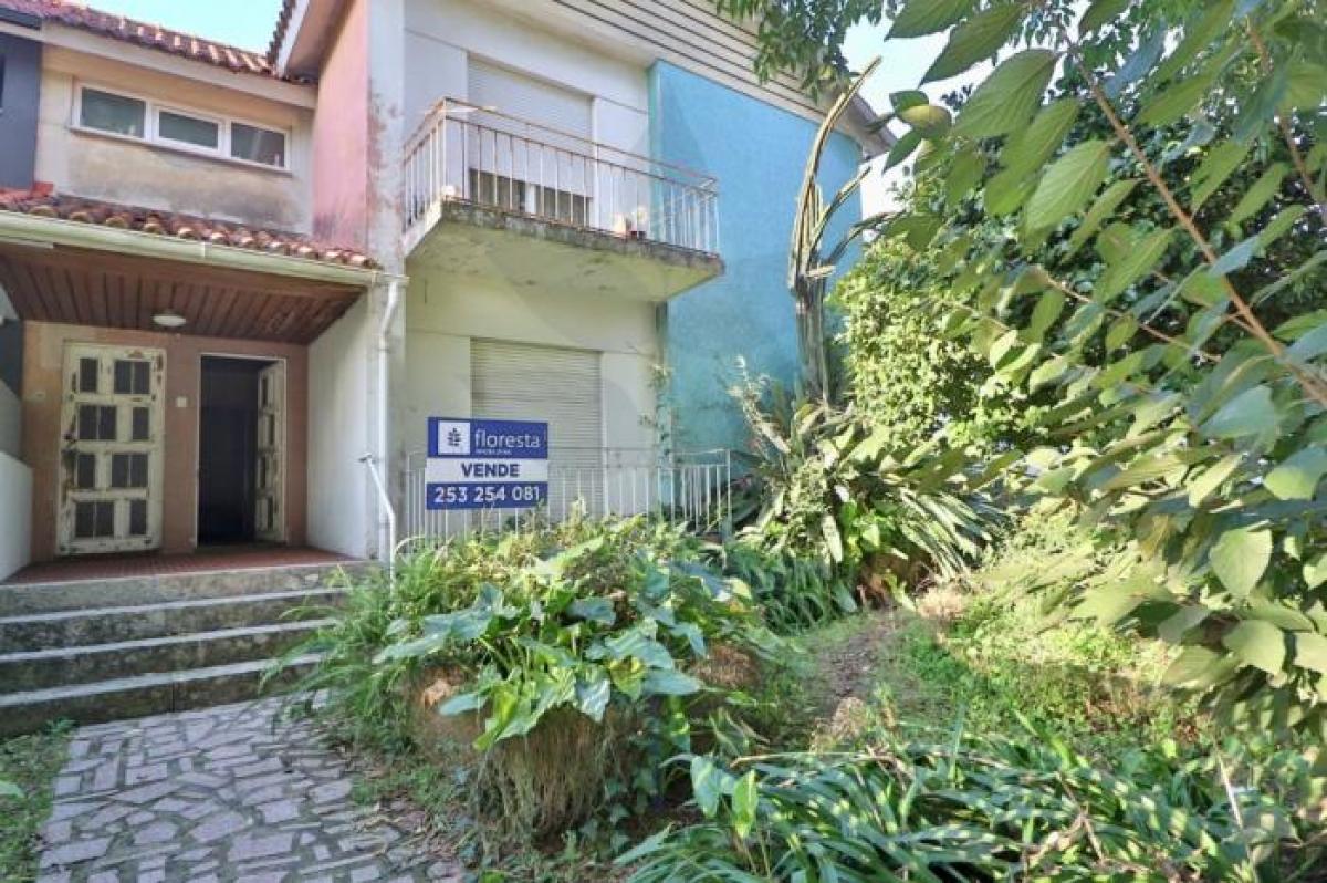 Picture of Home For Sale in Braga, Entre-Douro-e-Minho, Portugal
