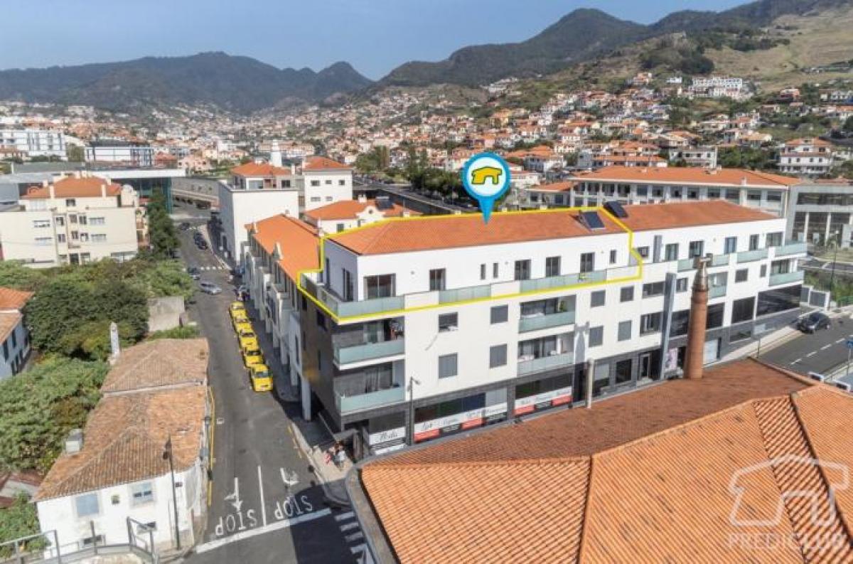 Picture of Apartment For Sale in Machico, Madeira, Portugal