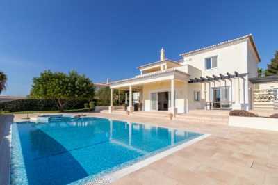 Villa For Sale in Lagoa, Portugal
