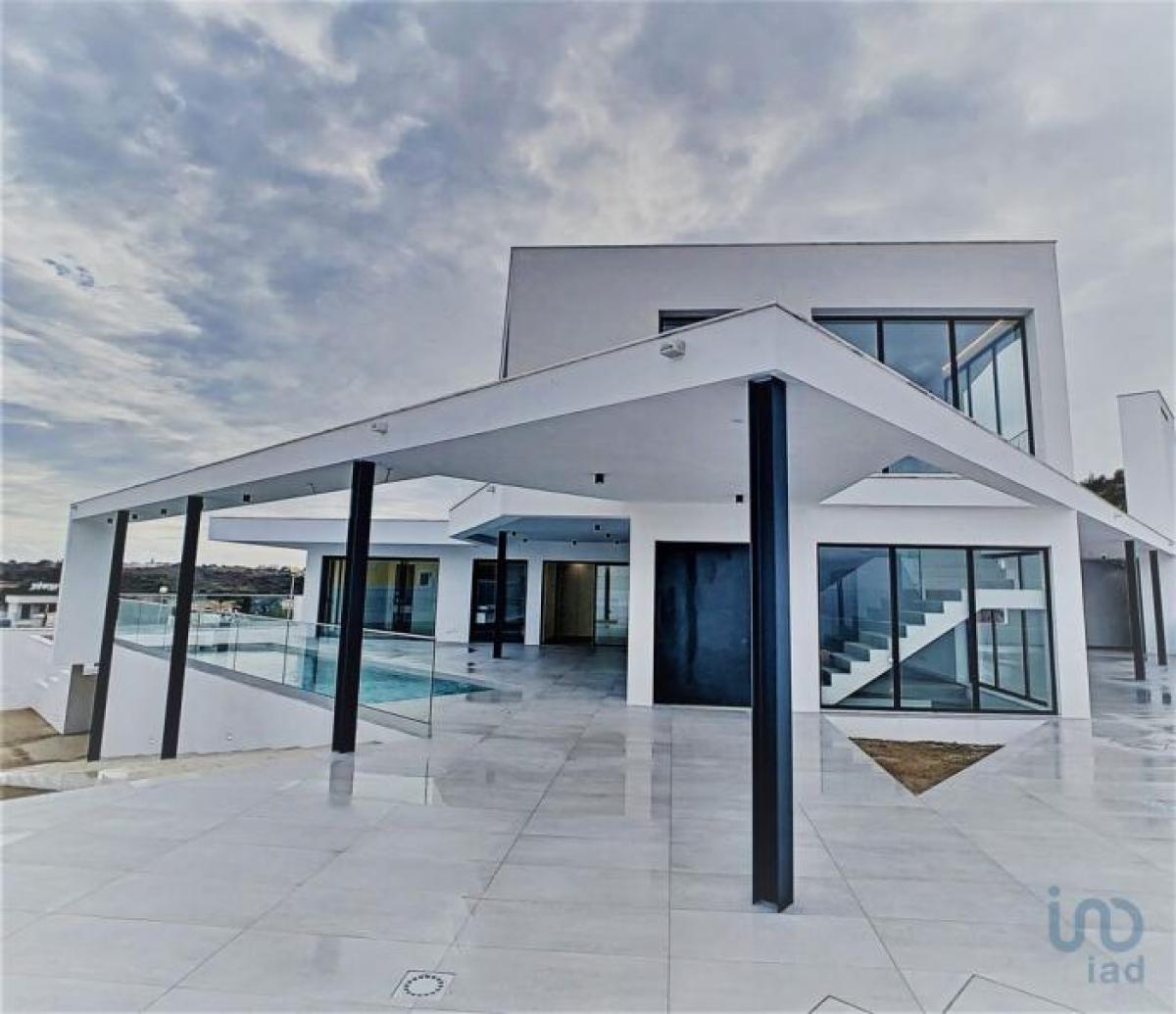 Picture of Home For Sale in Albufeira, Algarve, Portugal