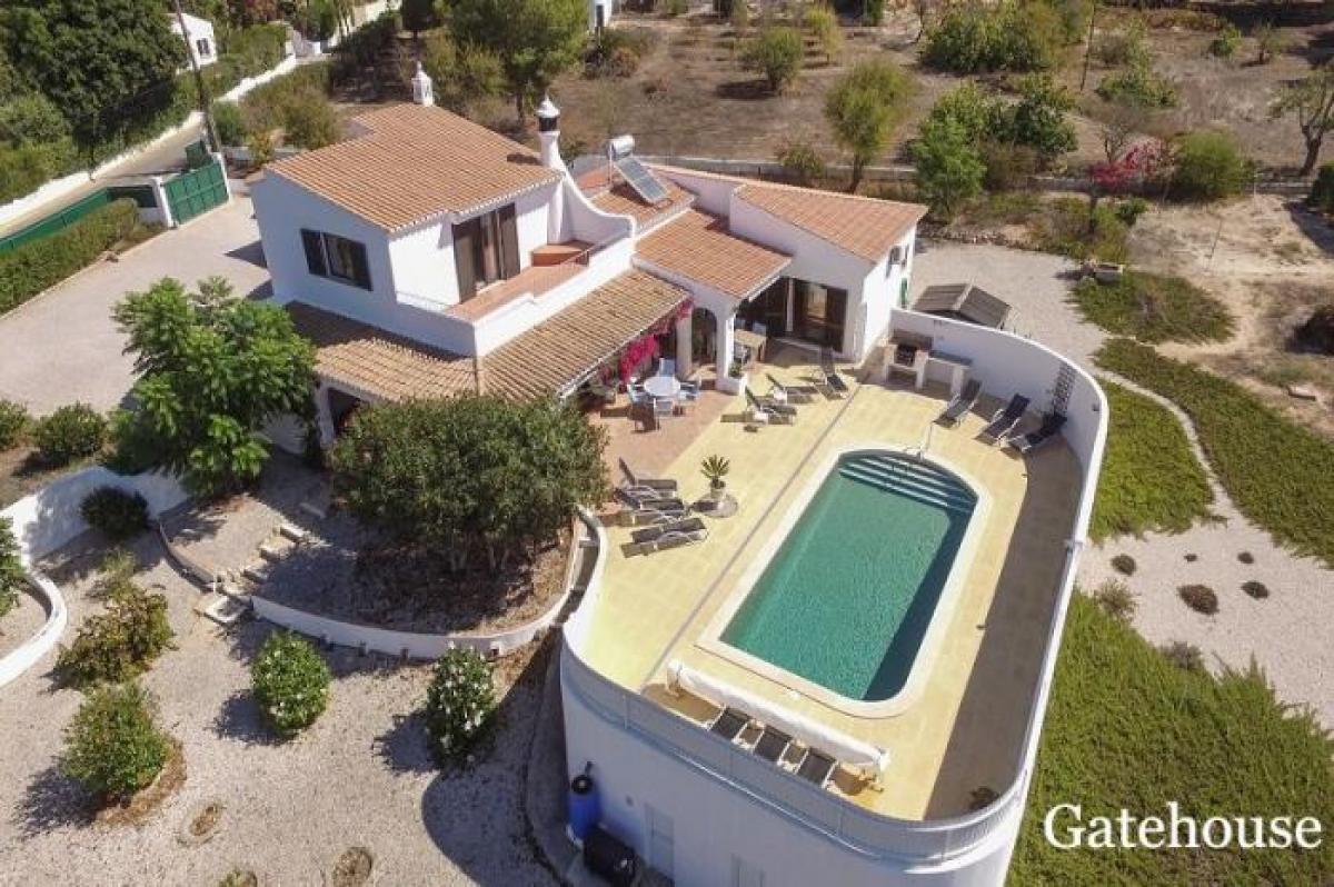 Picture of Villa For Sale in Carvoeiro, Faro, Portugal