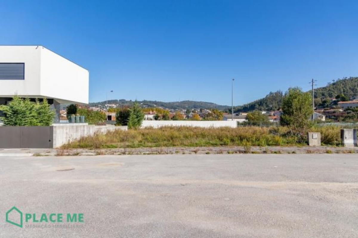 Picture of Residential Land For Sale in Braga, Entre-Douro-e-Minho, Portugal