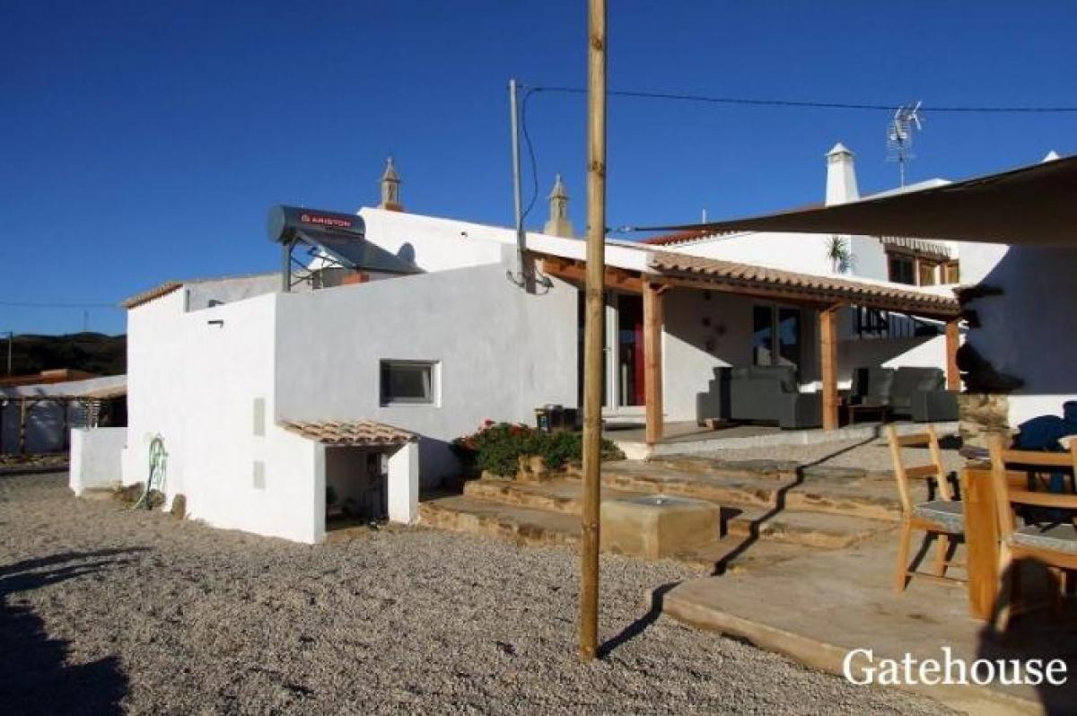 Picture of Villa For Sale in Tavira, Algarve, Portugal