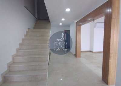 Villa For Sale in Sintra, Portugal