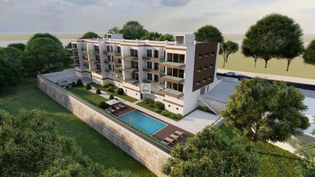 Picture of Apartment For Sale in Albufeira, Algarve, Portugal