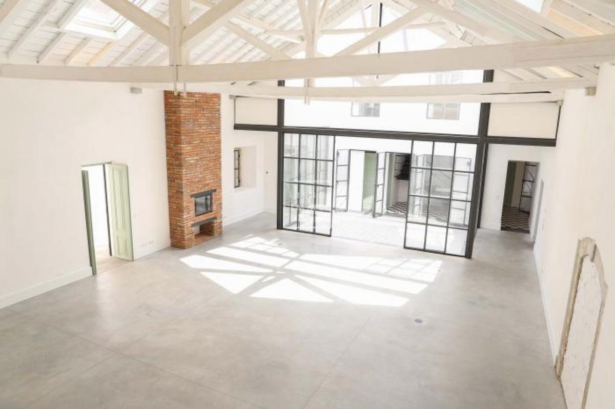 Picture of Home For Sale in Lisboa, Lisboa, Portugal