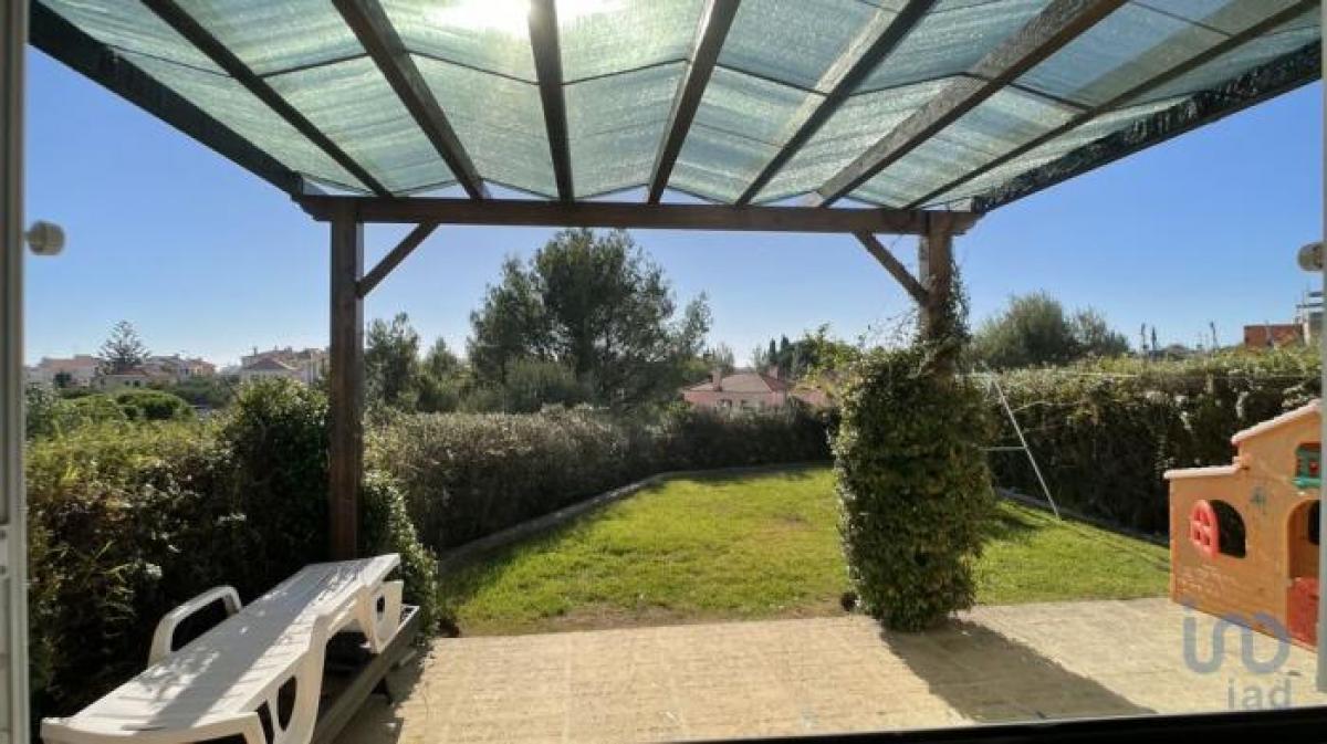 Picture of Apartment For Sale in Cascais, Estremadura, Portugal