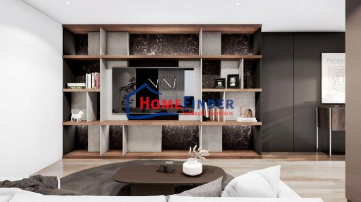 Picture of Apartment For Sale in Braga, Entre-Douro-e-Minho, Portugal