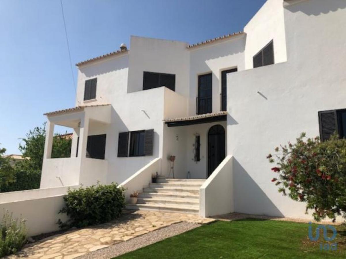 Picture of Home For Sale in Loule, Faro, Portugal