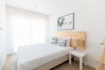 Villa For Sale in Lagoa, Portugal