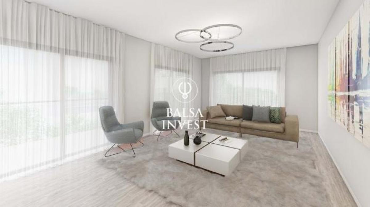 Picture of Apartment For Sale in Faro, Algarve, Portugal