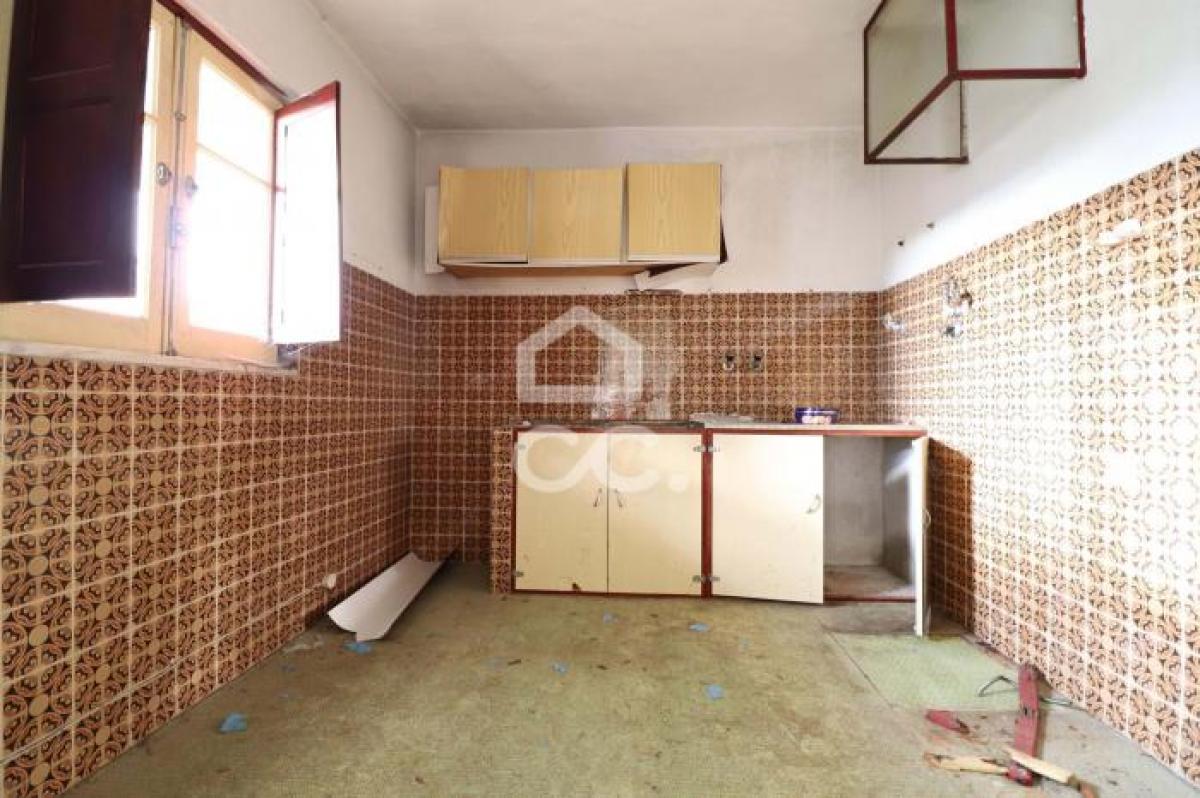 Picture of Villa For Sale in Coimbra, Beira, Portugal