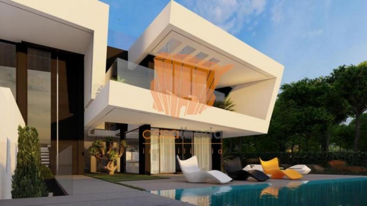 Picture of Home For Sale in Vilamoura, Algarve, Portugal