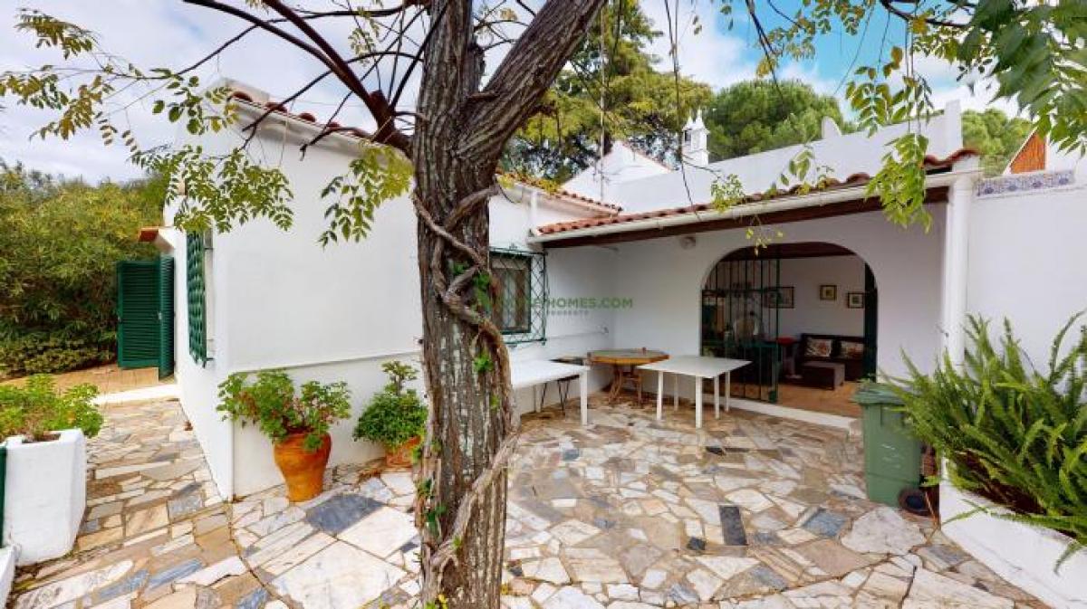 Picture of Villa For Sale in Faro, Algarve, Portugal