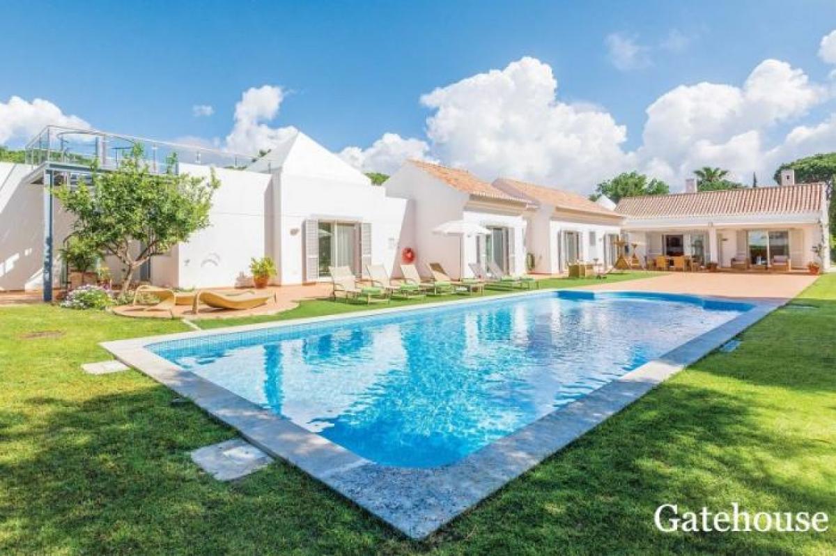 Picture of Villa For Sale in Vale Do Lobo, Algarve, Portugal