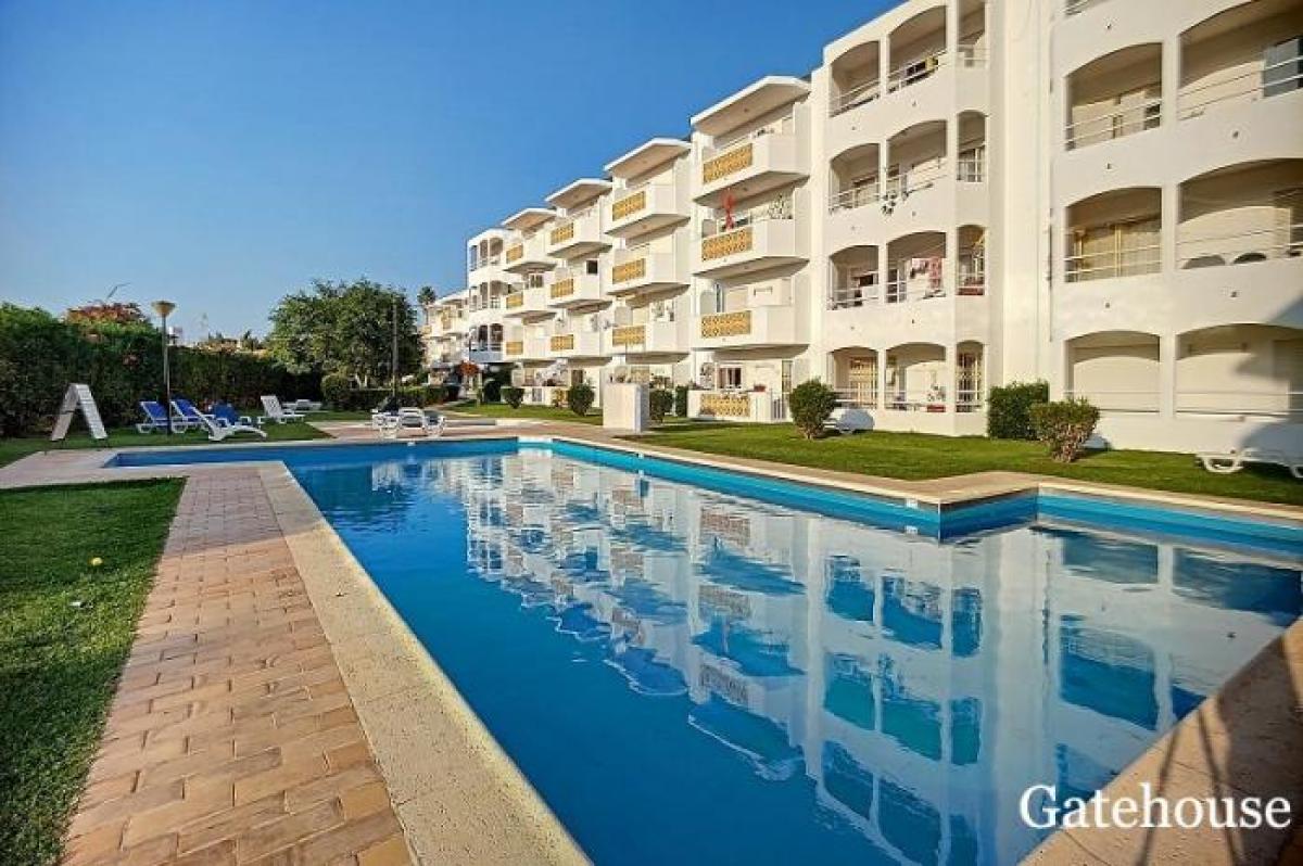 Picture of Apartment For Sale in Albufeira, Algarve, Portugal
