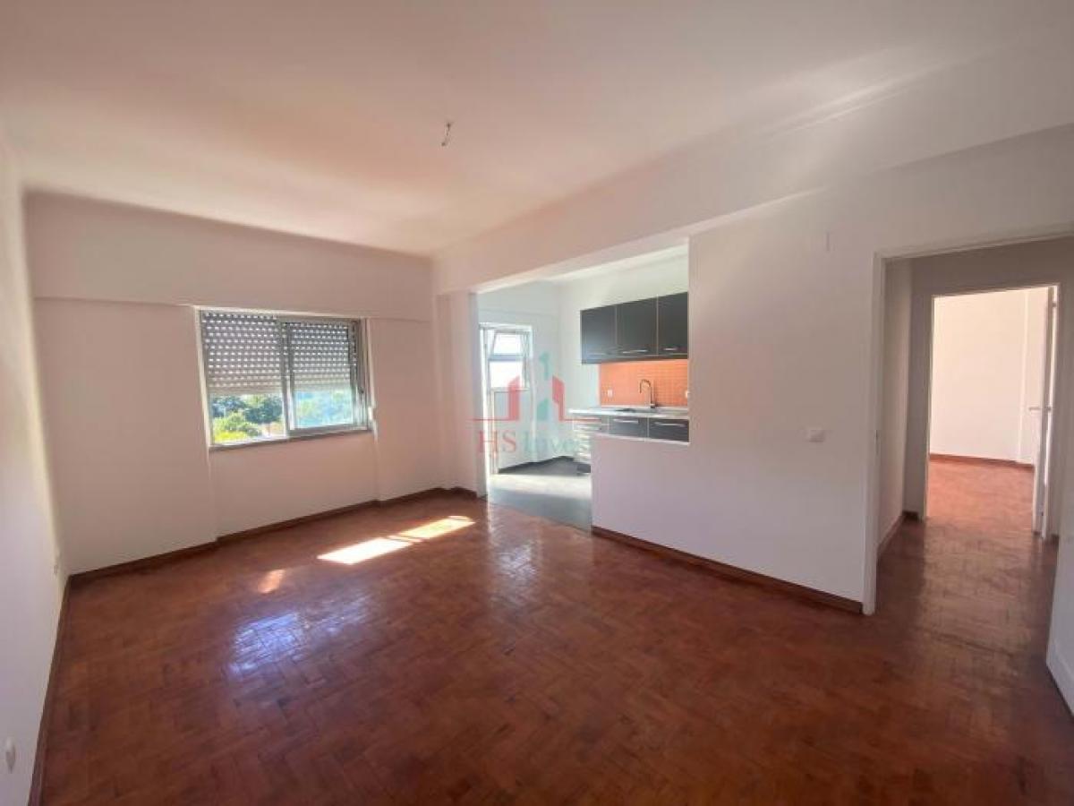 Picture of Apartment For Sale in Seixal, Madeira, Portugal