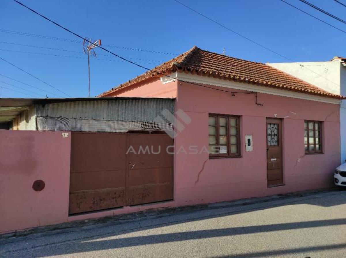 Picture of Home For Sale in Aveiro, Beira, Portugal