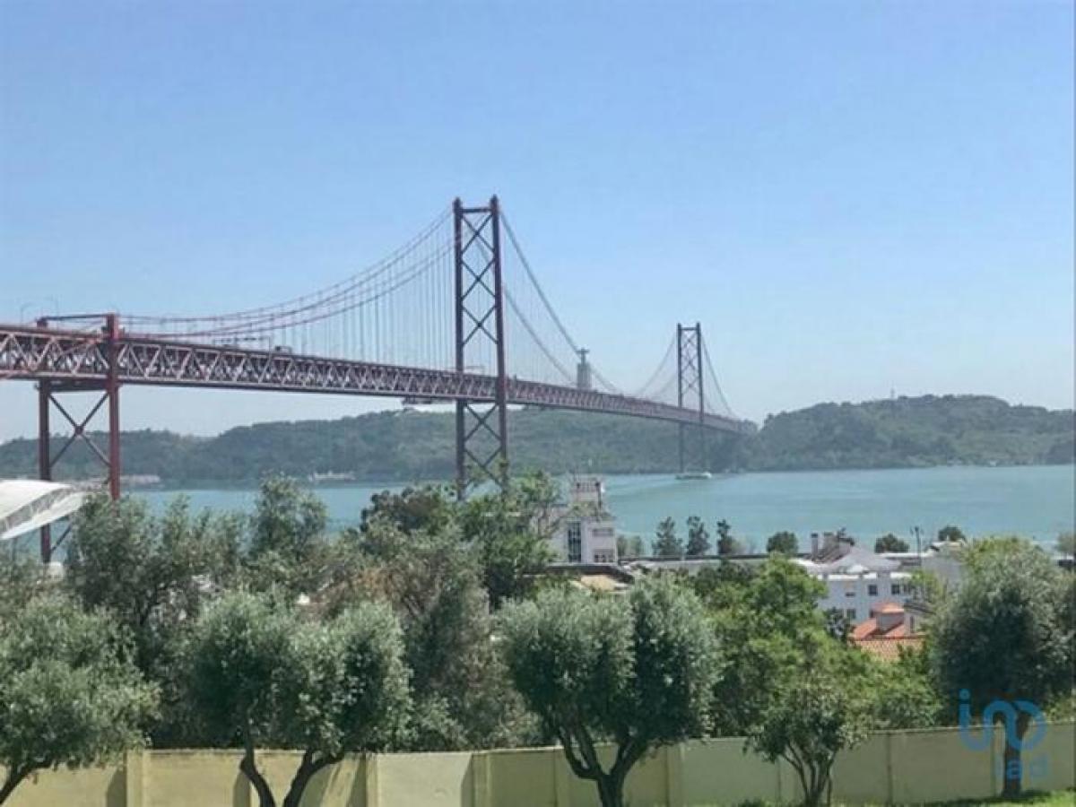 Picture of Apartment For Sale in Lisboa, Lisboa, Portugal