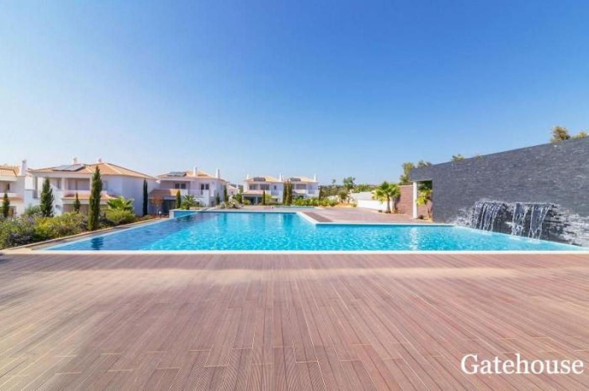 Picture of Home For Sale in Vilamoura, Algarve, Portugal