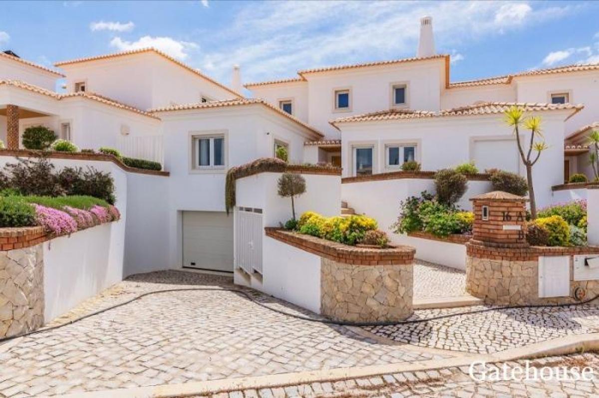 Picture of Home For Sale in Vilamoura, Algarve, Portugal