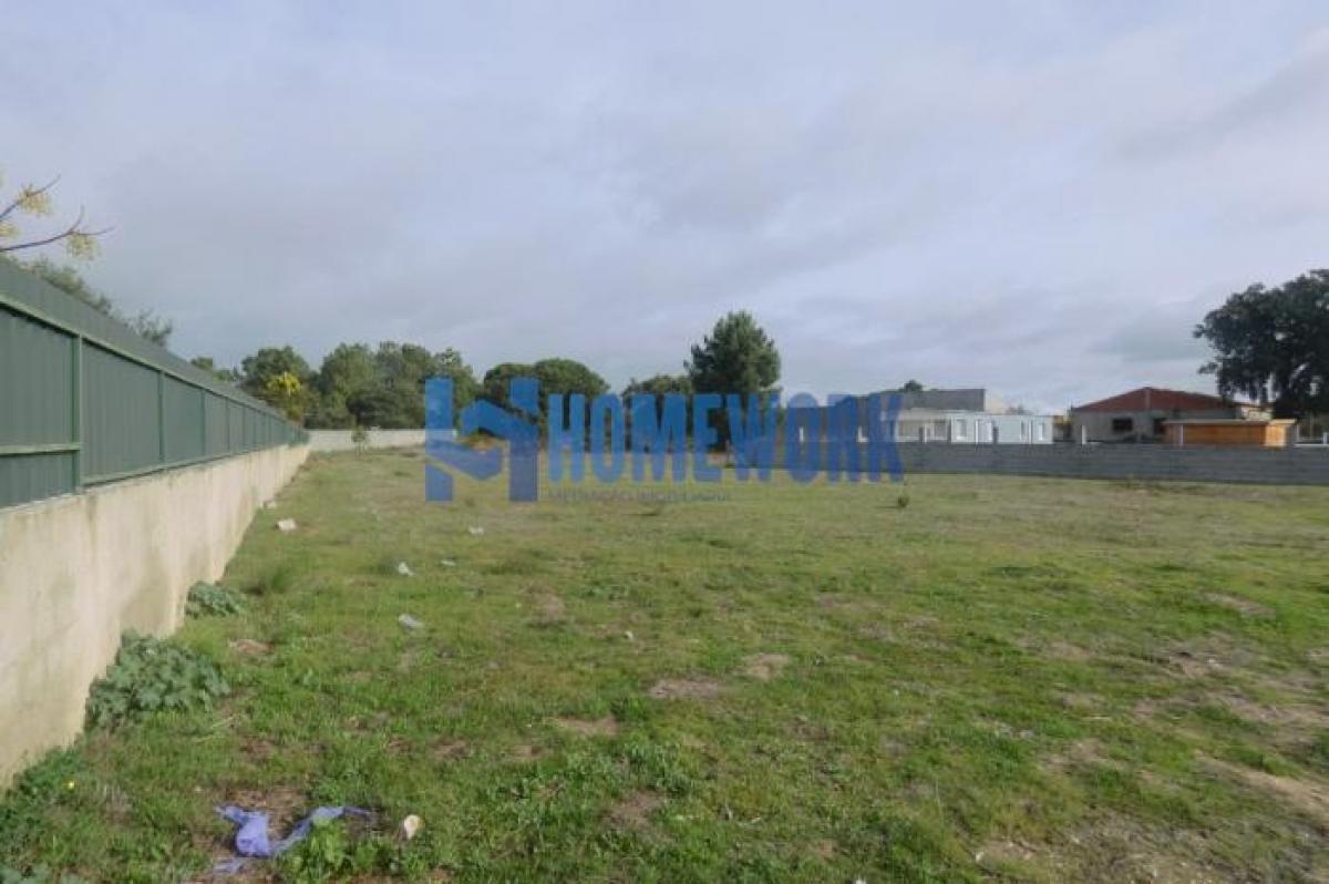 Picture of Residential Land For Sale in Palmela, Sterea Ellas-Évvoia, Portugal