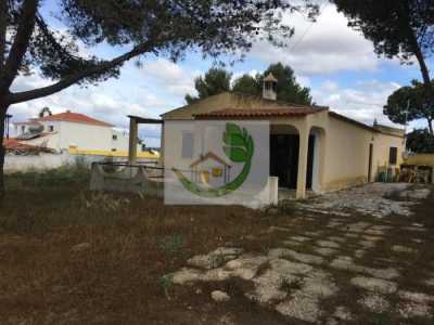 Villa For Sale in Lagoa, Portugal