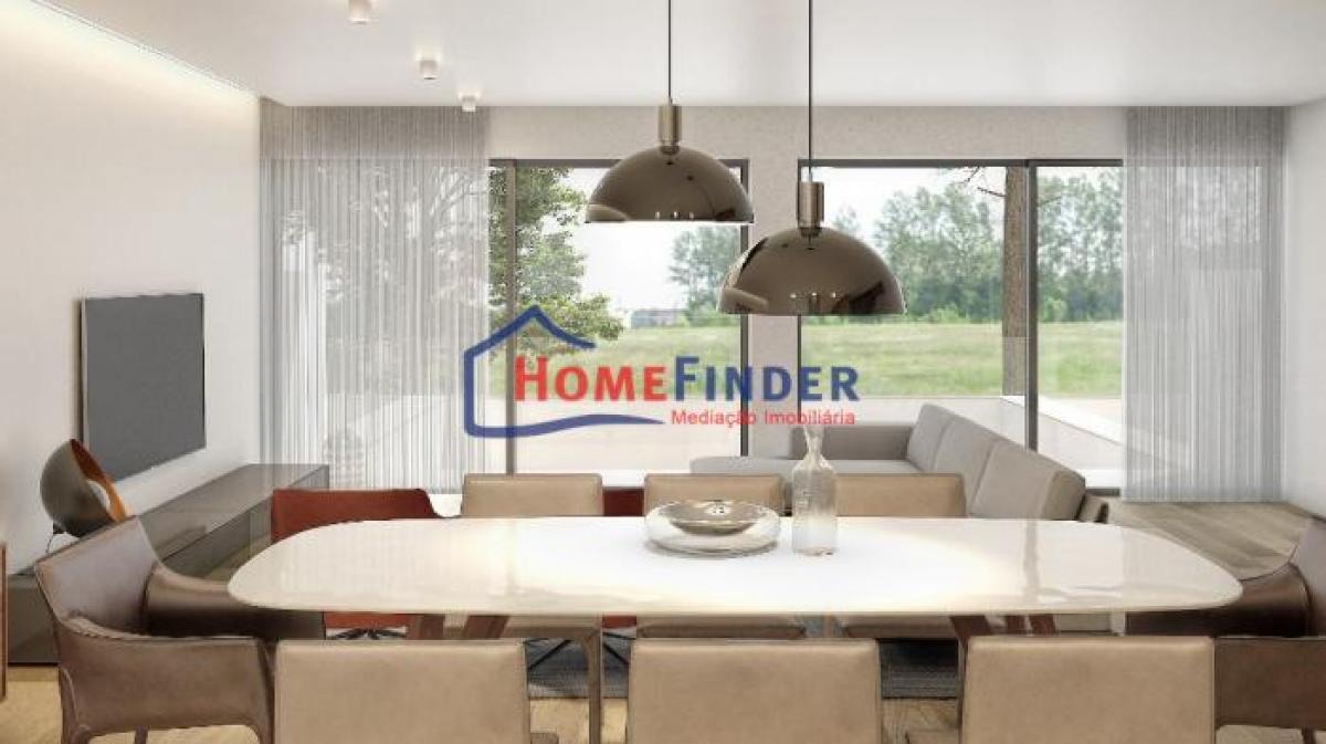 Picture of Home For Sale in Braga, Entre-Douro-e-Minho, Portugal