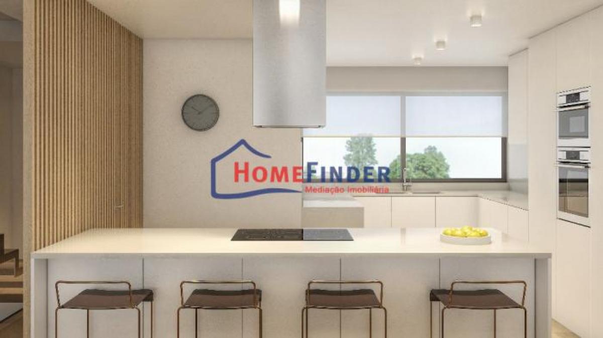 Picture of Home For Sale in Braga, Entre-Douro-e-Minho, Portugal