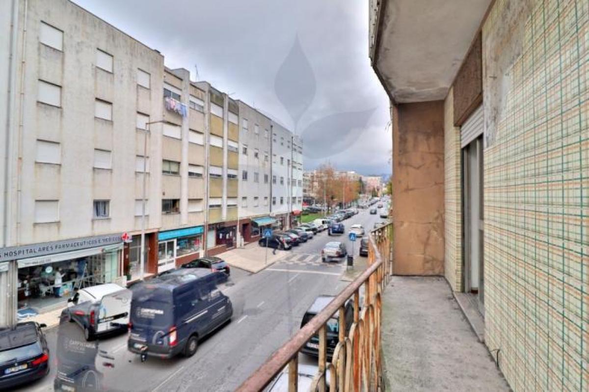 Picture of Apartment For Sale in Braga, Entre-Douro-e-Minho, Portugal