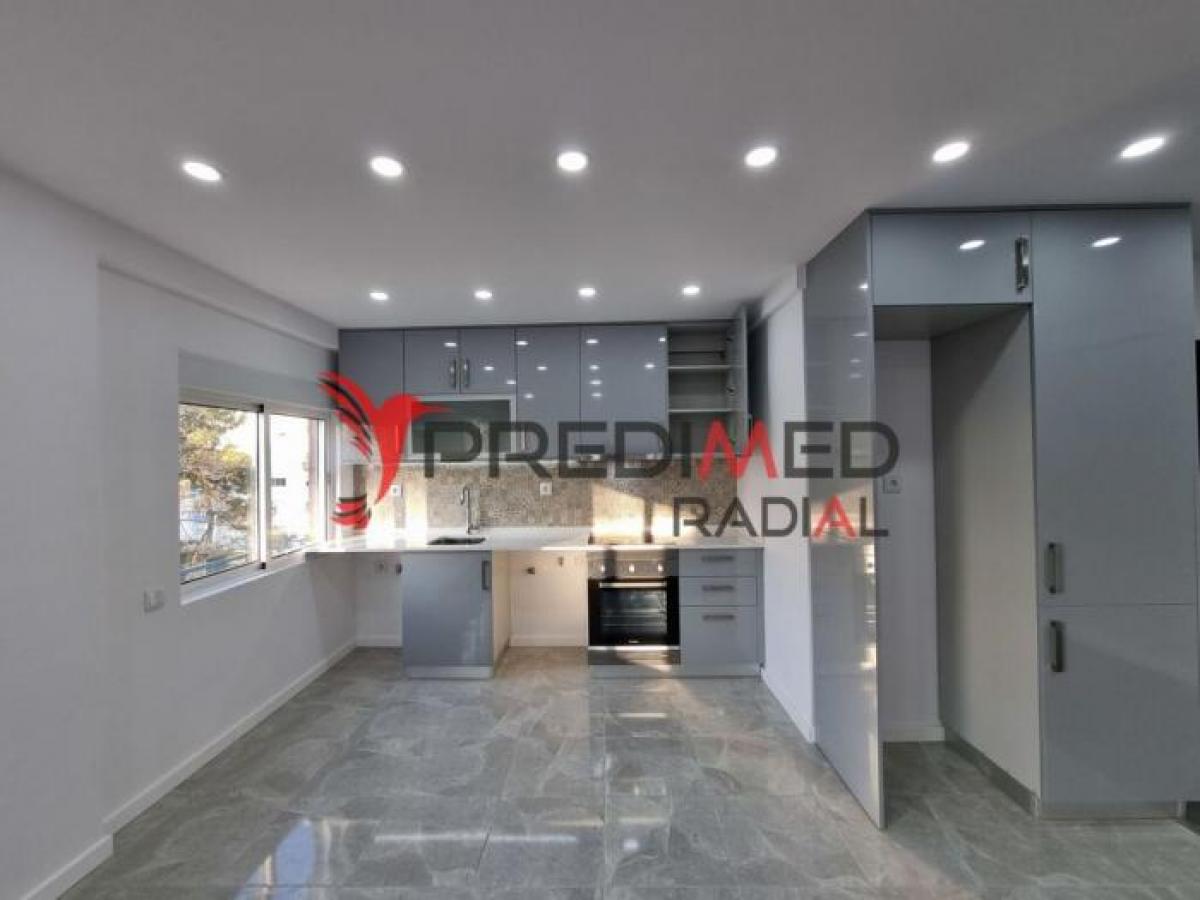 Picture of Apartment For Sale in Sintra, Estremadura, Portugal