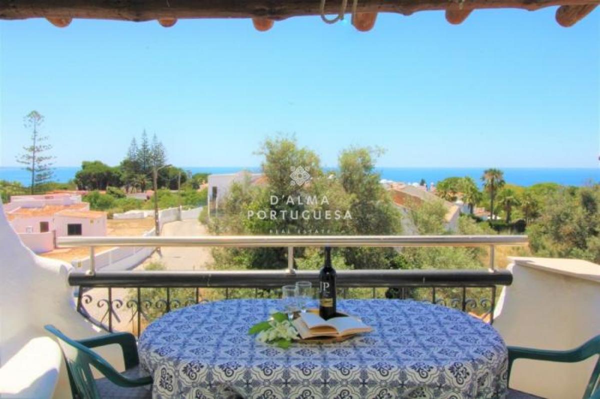 Picture of Apartment For Sale in Lagoa, Algarve, Portugal