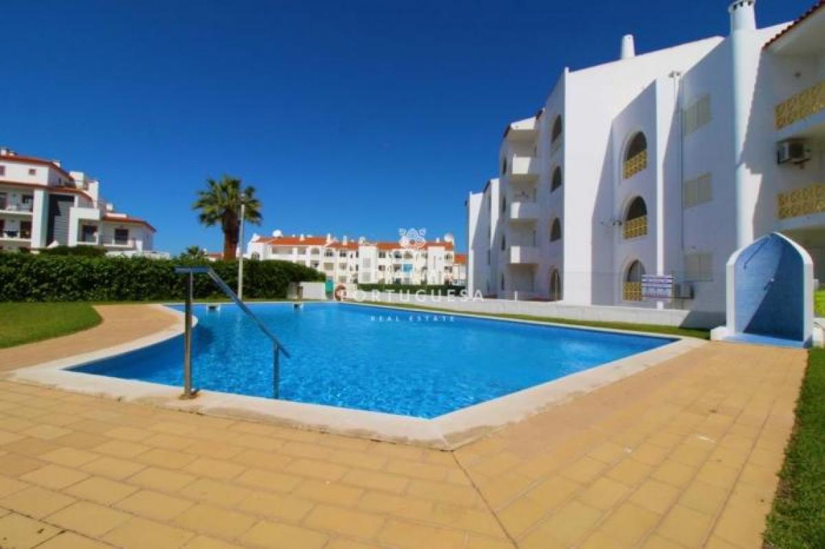 Picture of Apartment For Sale in Albufeira, Algarve, Portugal
